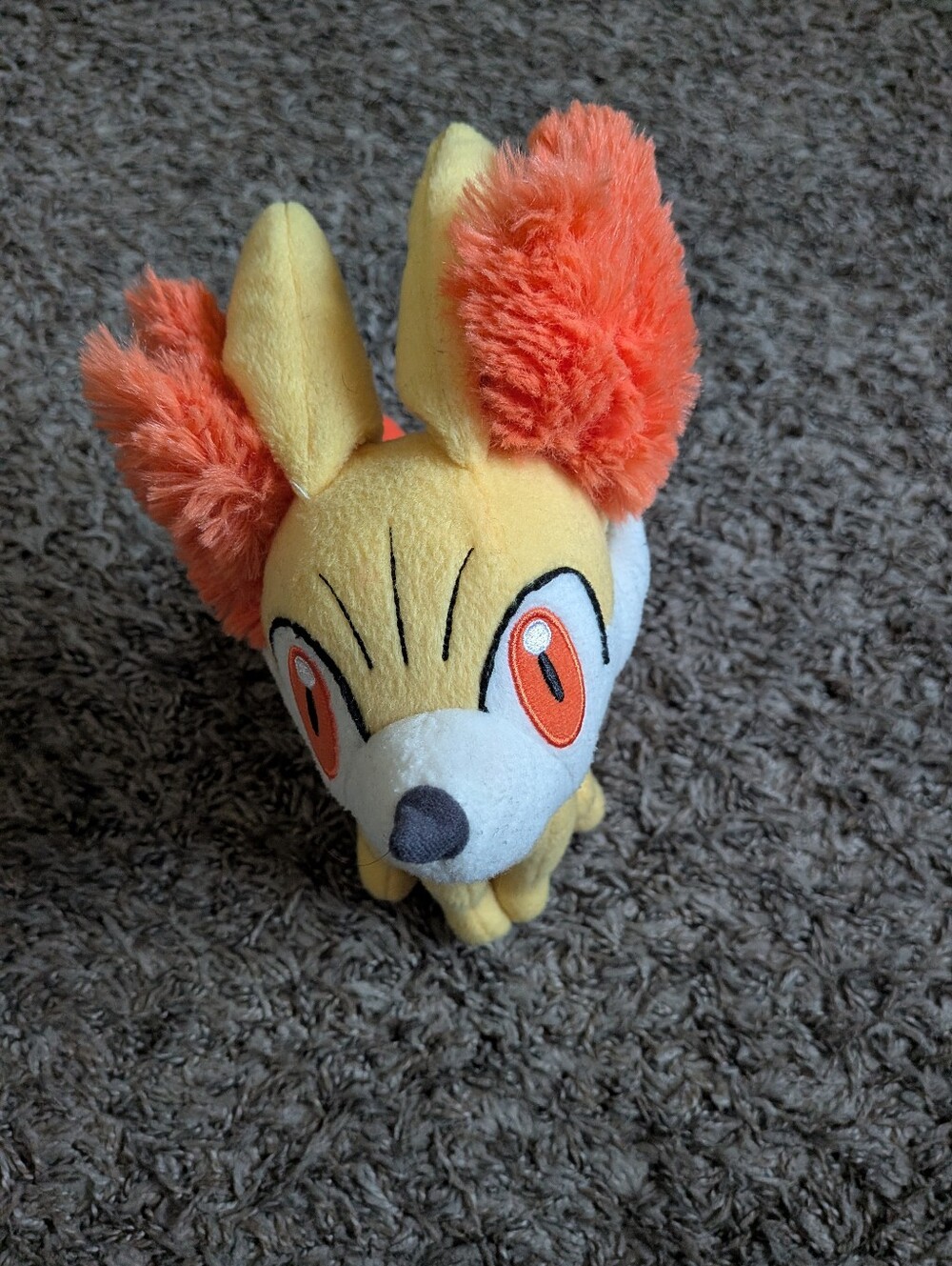 Pokemon Fennekin XY Tomy 9" Stuffed Plush Toy